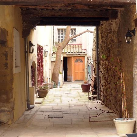 Lou Magnan Apartamento LʼIsle-sur-la-Sorgue Quarto foto