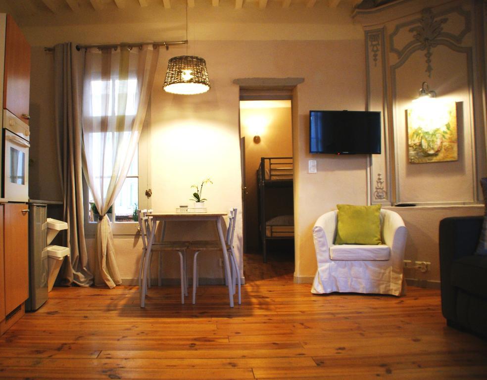 Lou Magnan Apartamento LʼIsle-sur-la-Sorgue Quarto foto